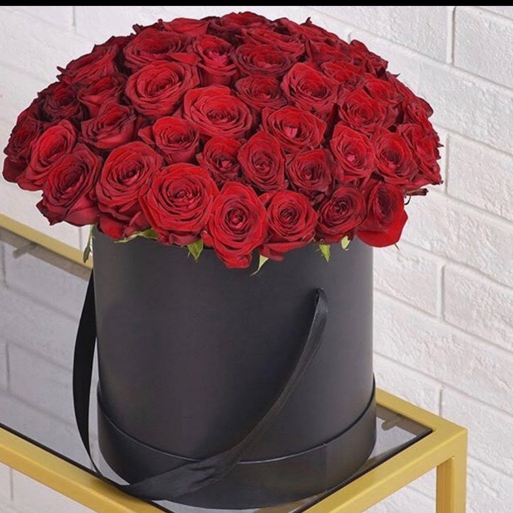 Hanova Red Bouquet Red Roses Flowers Gifts and Flowers Kenya Same